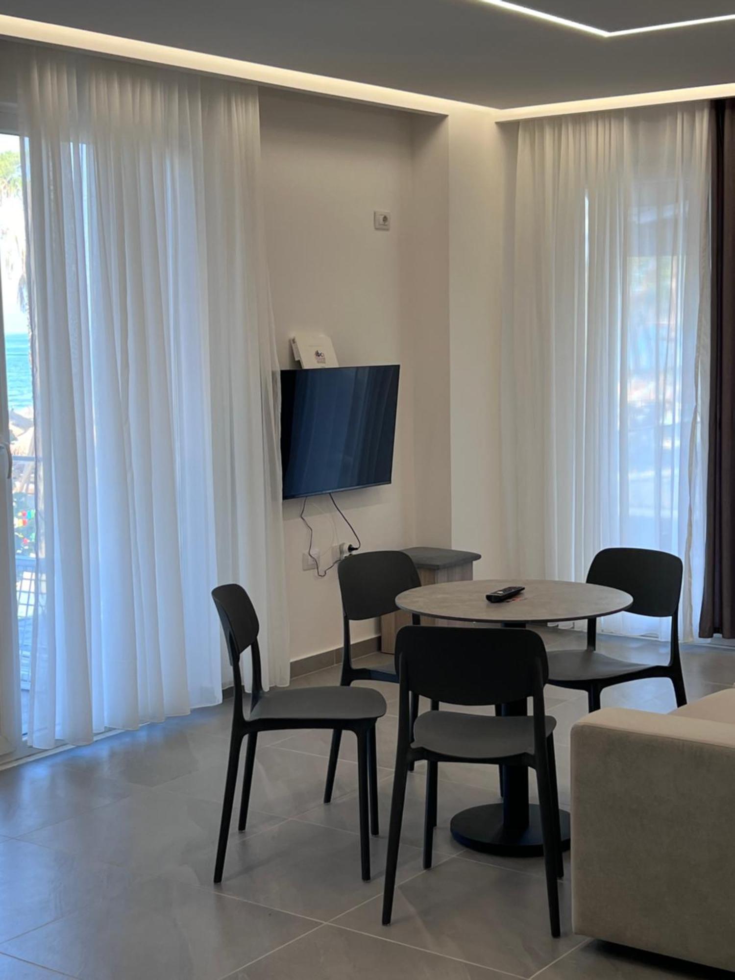 D&D Hotel Shëngjin Dış mekan fotoğraf