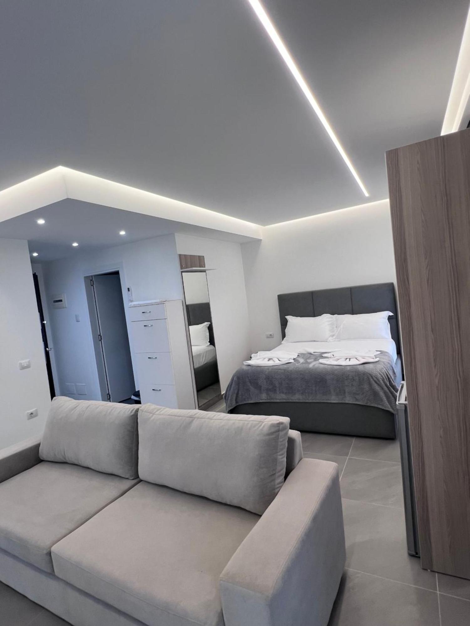 D&D Hotel Shëngjin Dış mekan fotoğraf