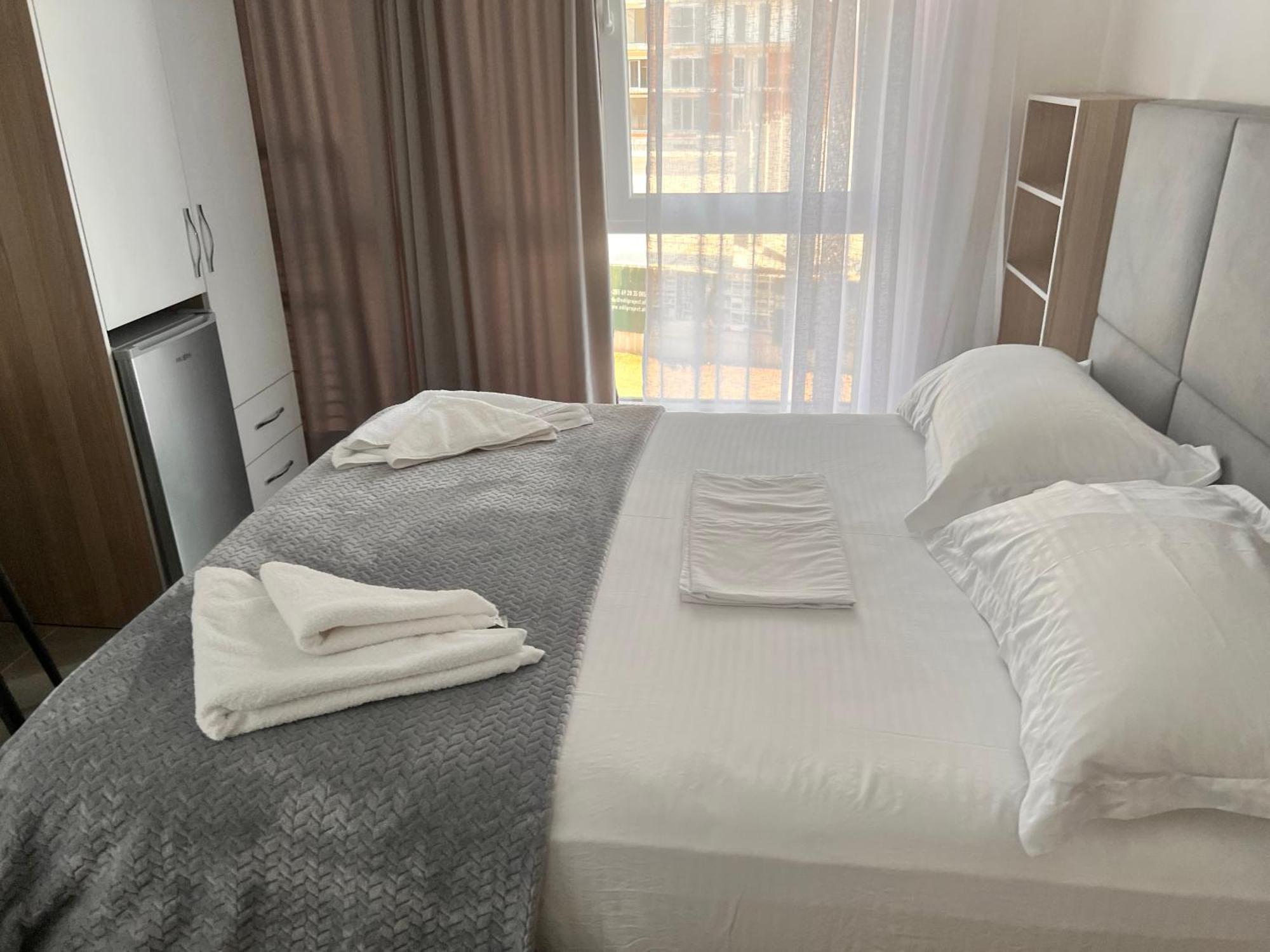 D&D Hotel Shëngjin Dış mekan fotoğraf